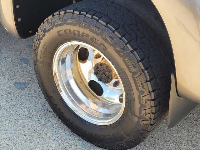 2014 Ford F-350 - $20,500