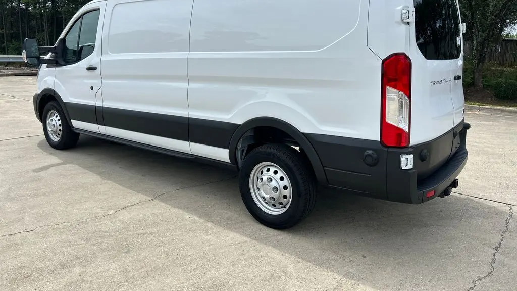 2024 Ford Transit 350 HD