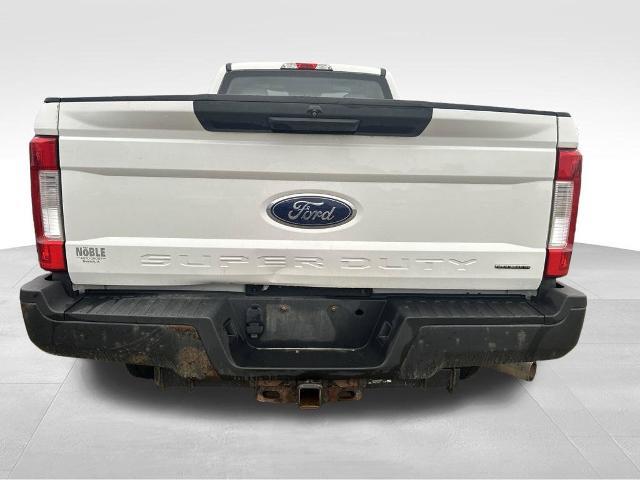 2018 Ford F-250 - $22,810