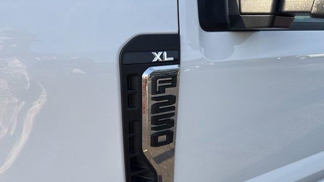 2025 Ford F-250 Super Duty XL