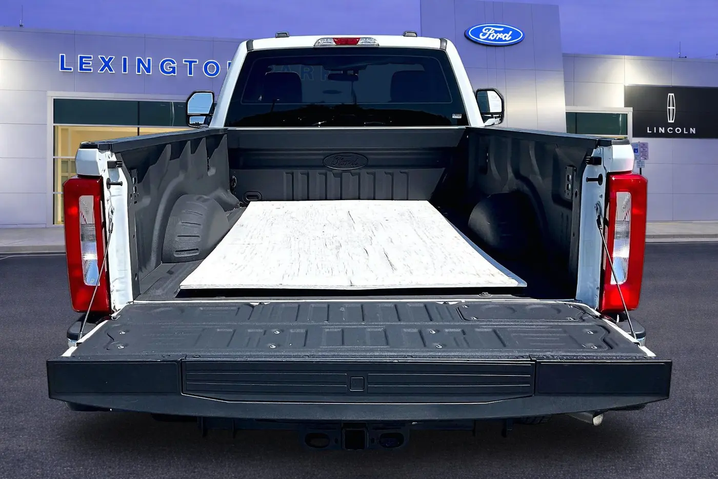 2024 Ford F-250 - $42,900