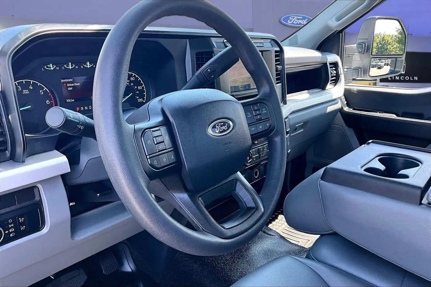 2024 Ford F-250 - $42,900