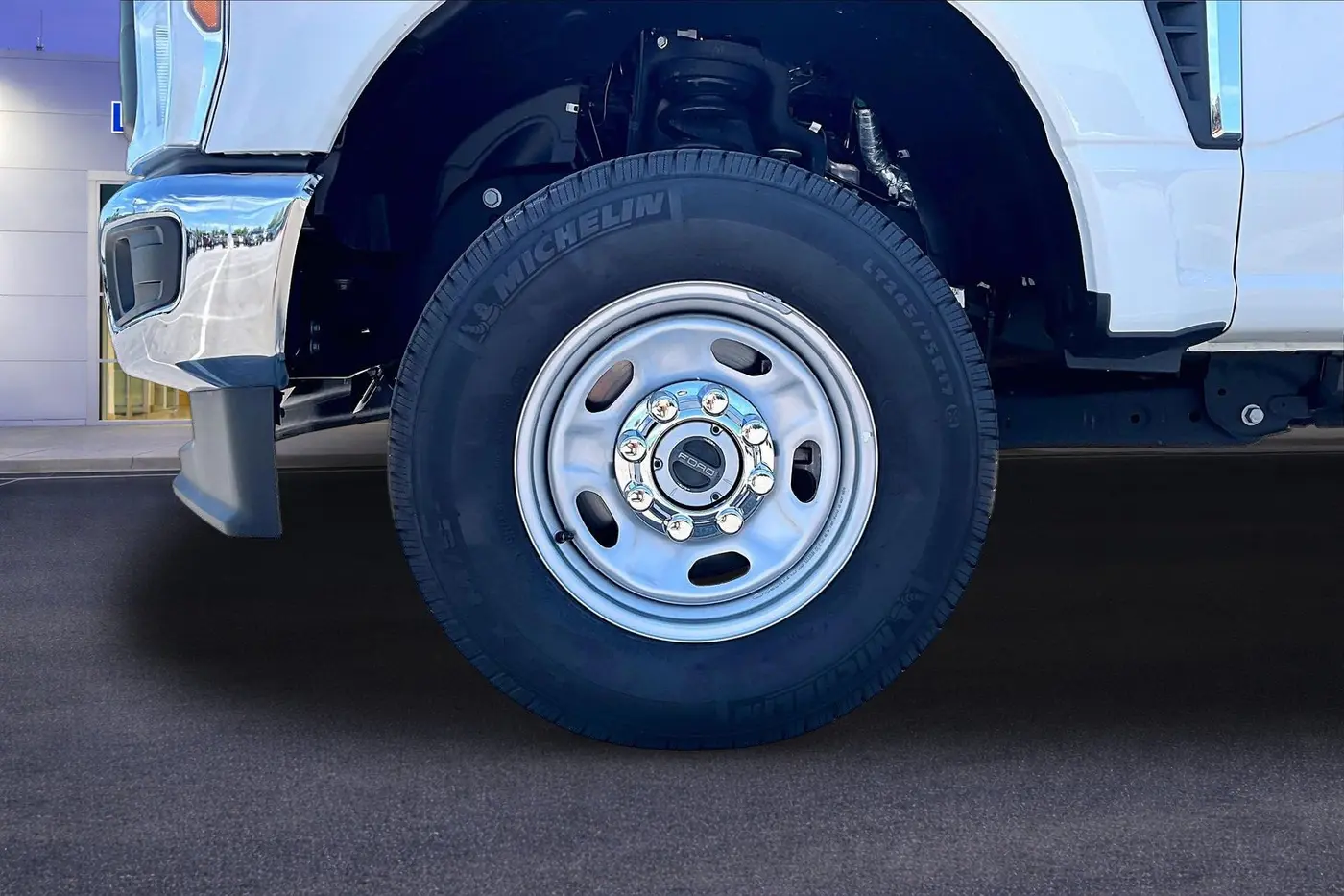 2024 Ford F-250 - $42,900