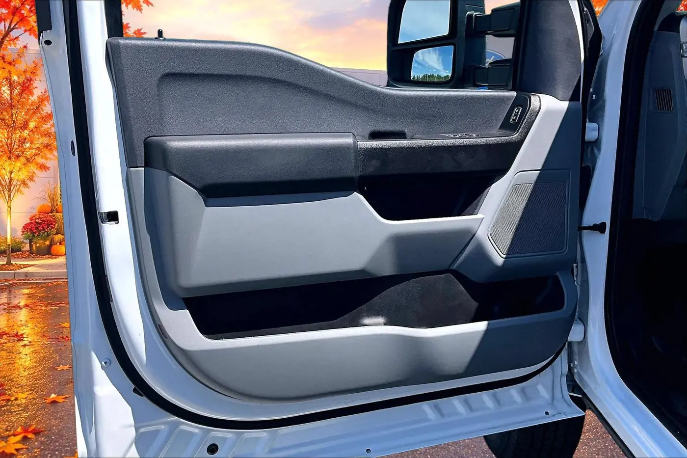 2024 Ford F-250 - $42,900