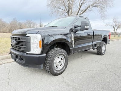 2023 Ford F-250 Super Duty 4X4 XL 2DR Regular Cab 8 FT. LB Pickup