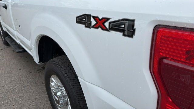 2022 Ford F-350 Super Duty XL