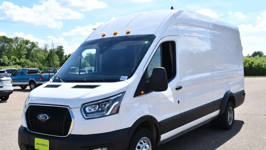2024 Ford Transit 350 HD