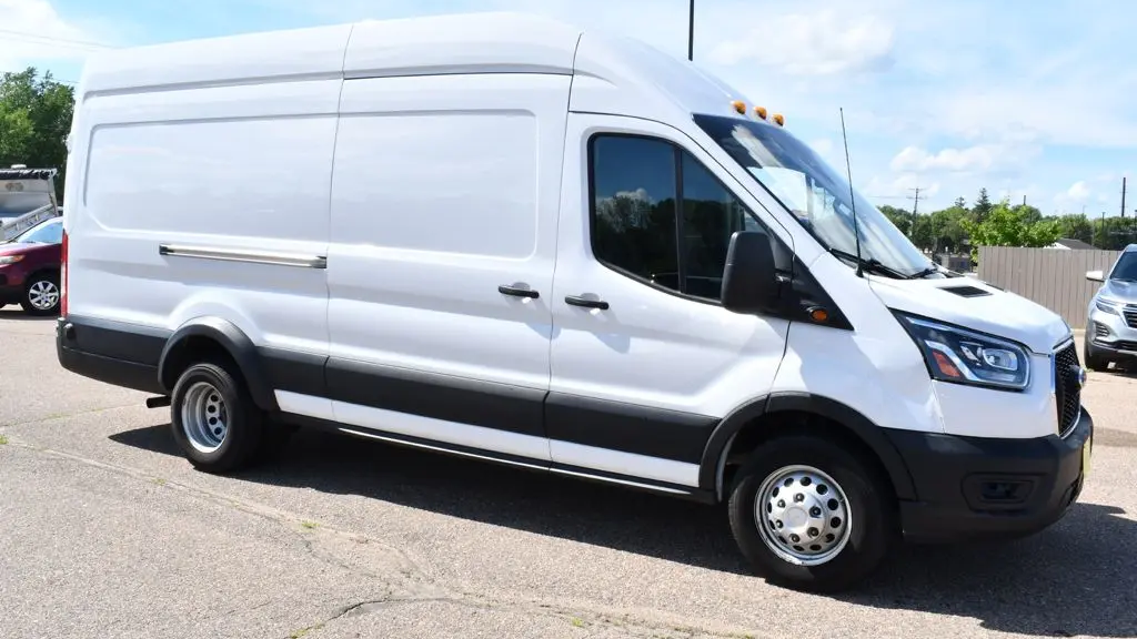 2024 Ford Transit 350 HD