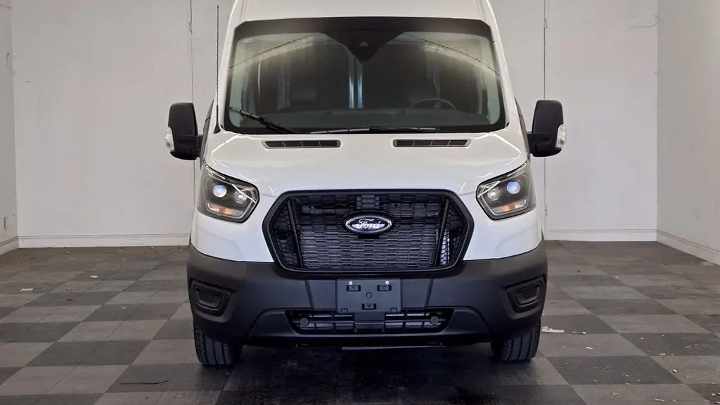2025 Ford Transit 350 HD