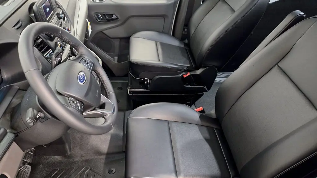 2025 Ford Transit 350 HD