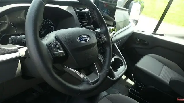 2025 Ford Transit 350 HD