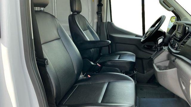 2025 Ford Transit 250