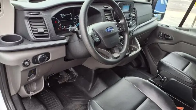 2025 Ford Transit 250