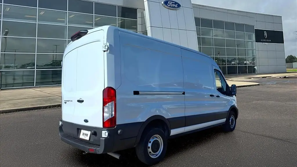 2024 Ford Transit 250