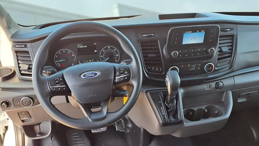 2024 Ford Transit 250