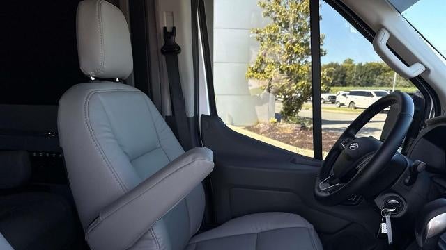 2024 Ford Transit 250