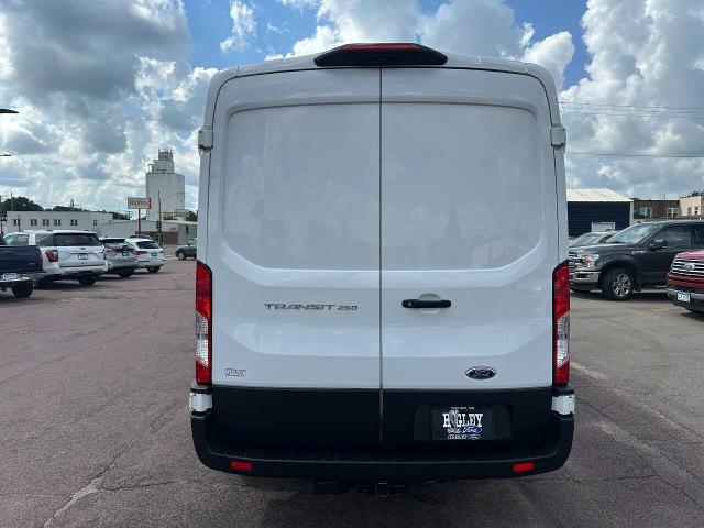 2022 Ford Transit - $21,900