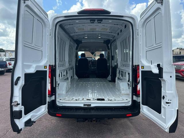 2022 Ford Transit - $21,900