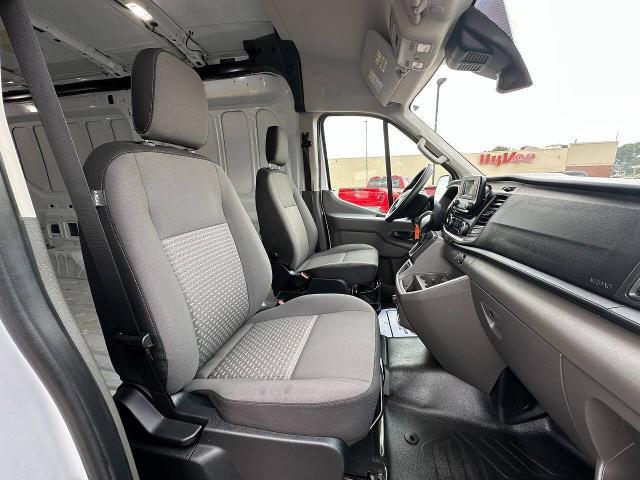 2022 Ford Transit - $21,900