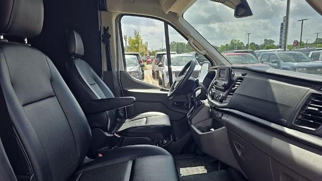 2024 Ford Transit 250