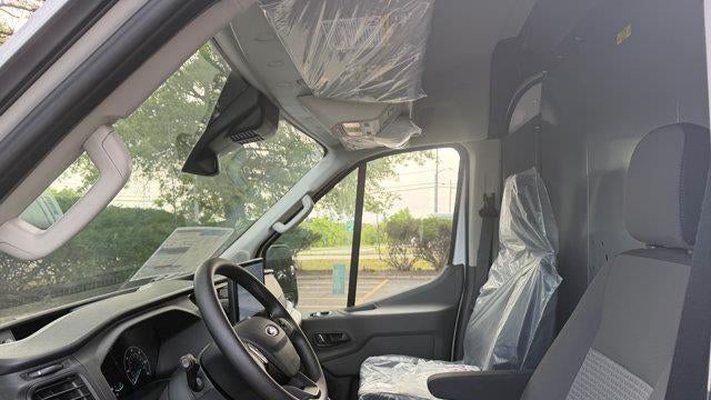 2024 Ford Transit 250
