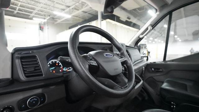 2024 Ford Transit 250