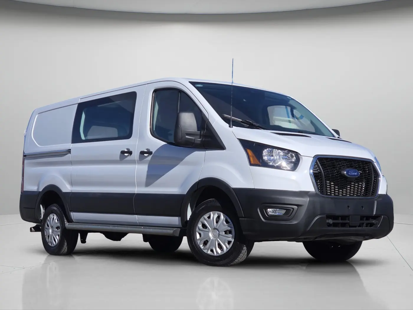 2023 Ford Transit - $29,399