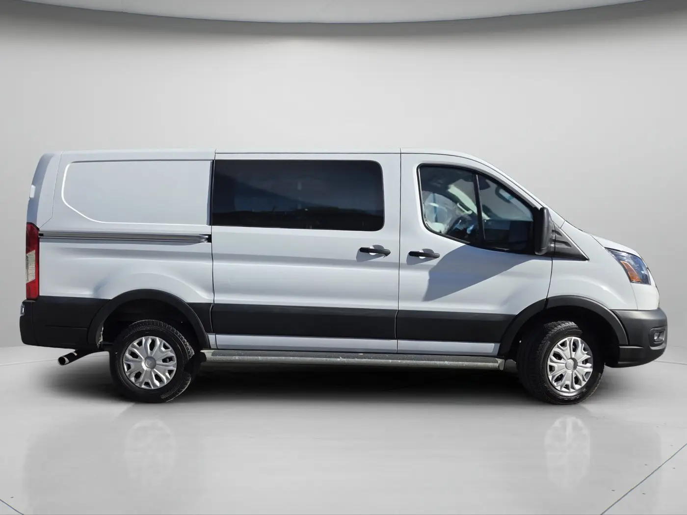 2023 Ford Transit - $29,399
