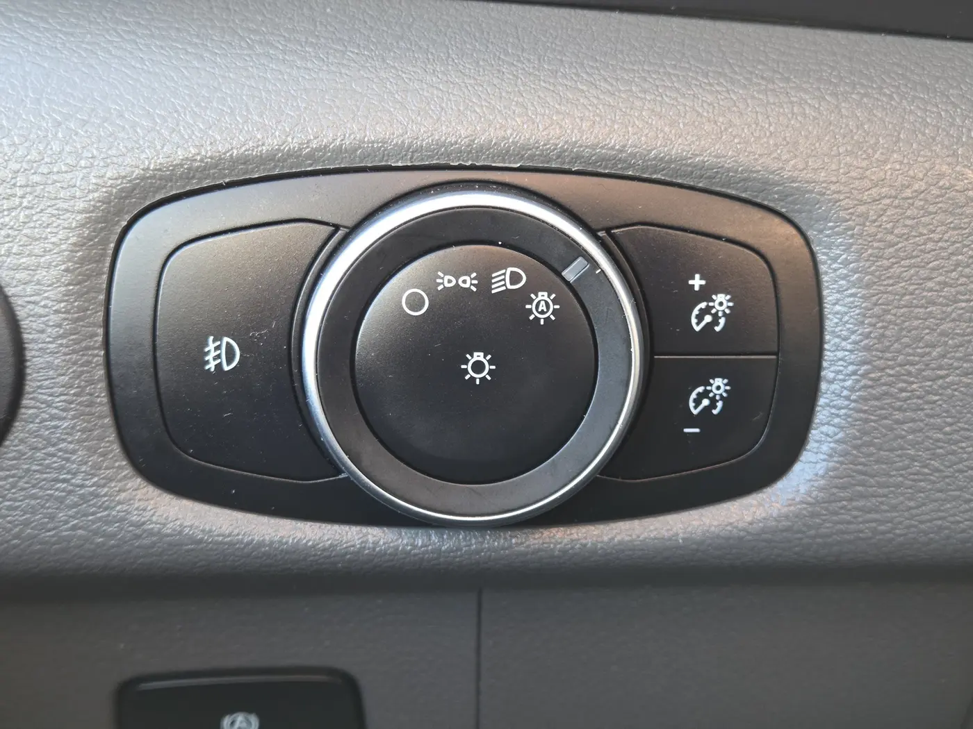 2023 Ford Transit - $29,399
