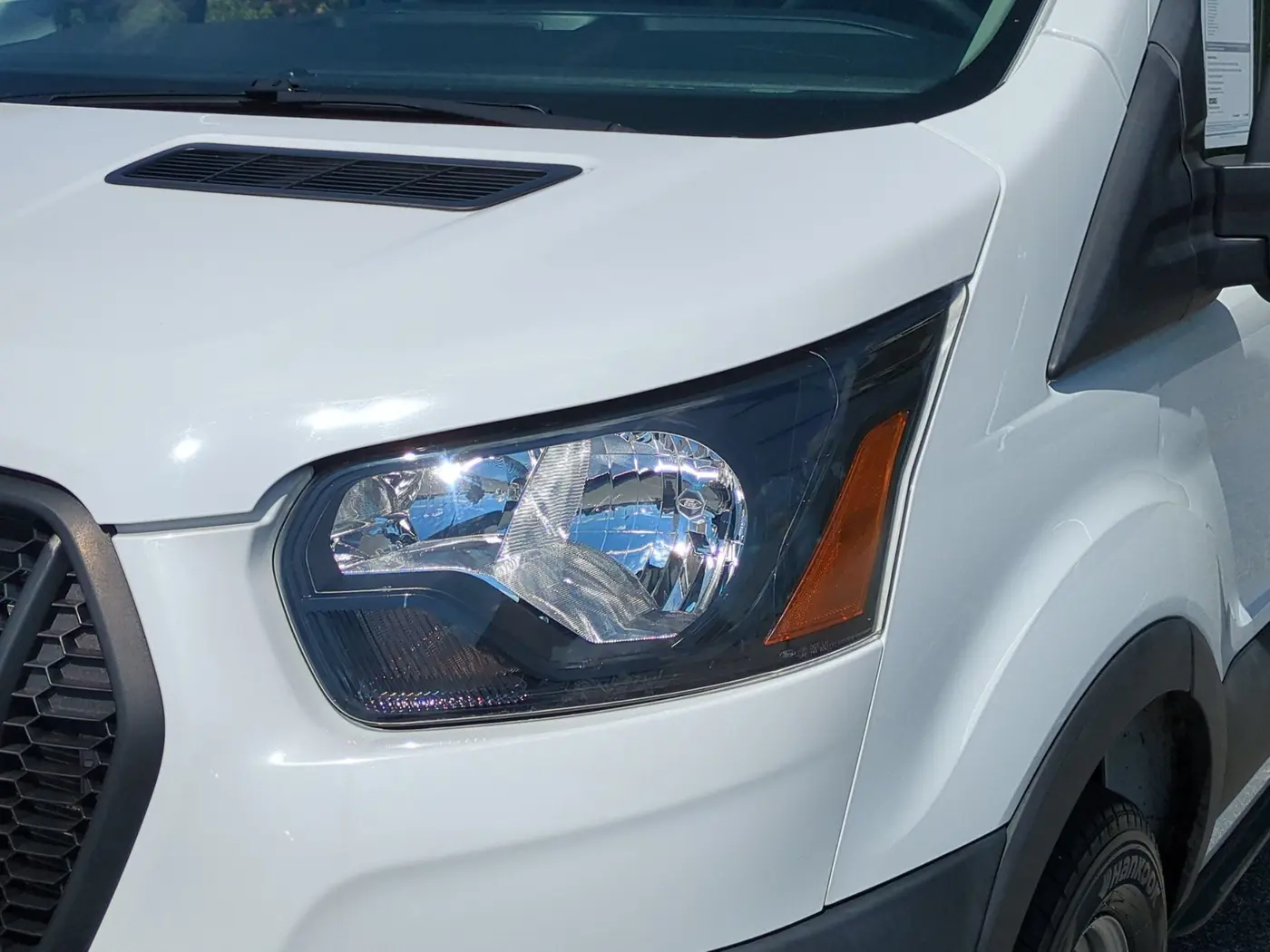 2023 Ford Transit - $29,900