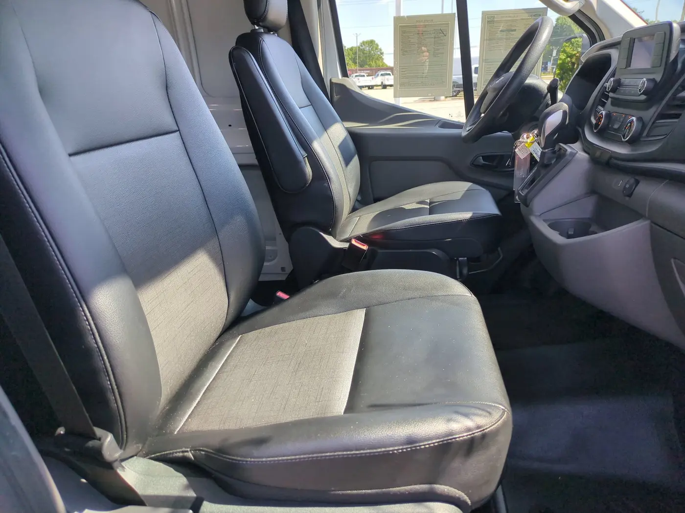 2023 Ford Transit - $29,900