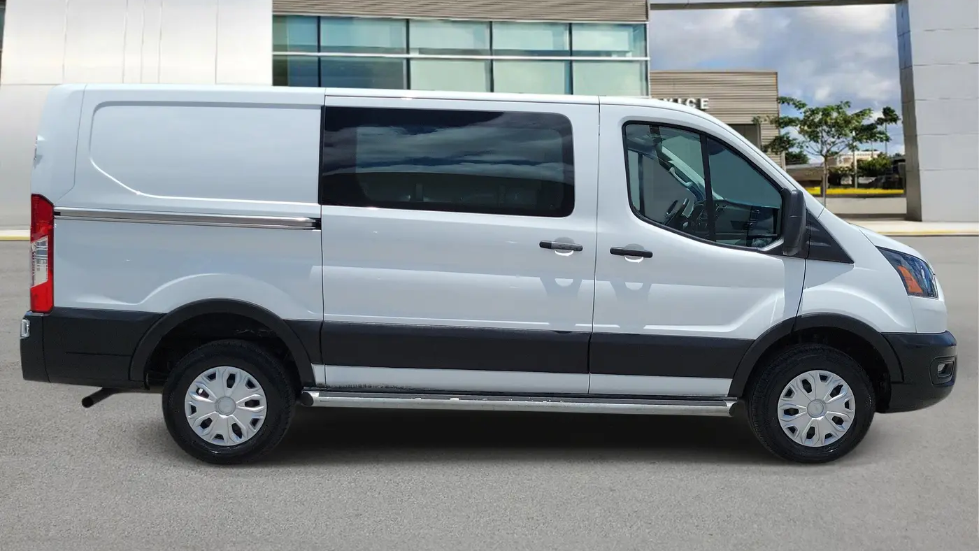 2024 Ford Transit 250