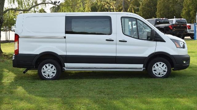 2024 Ford Transit 250