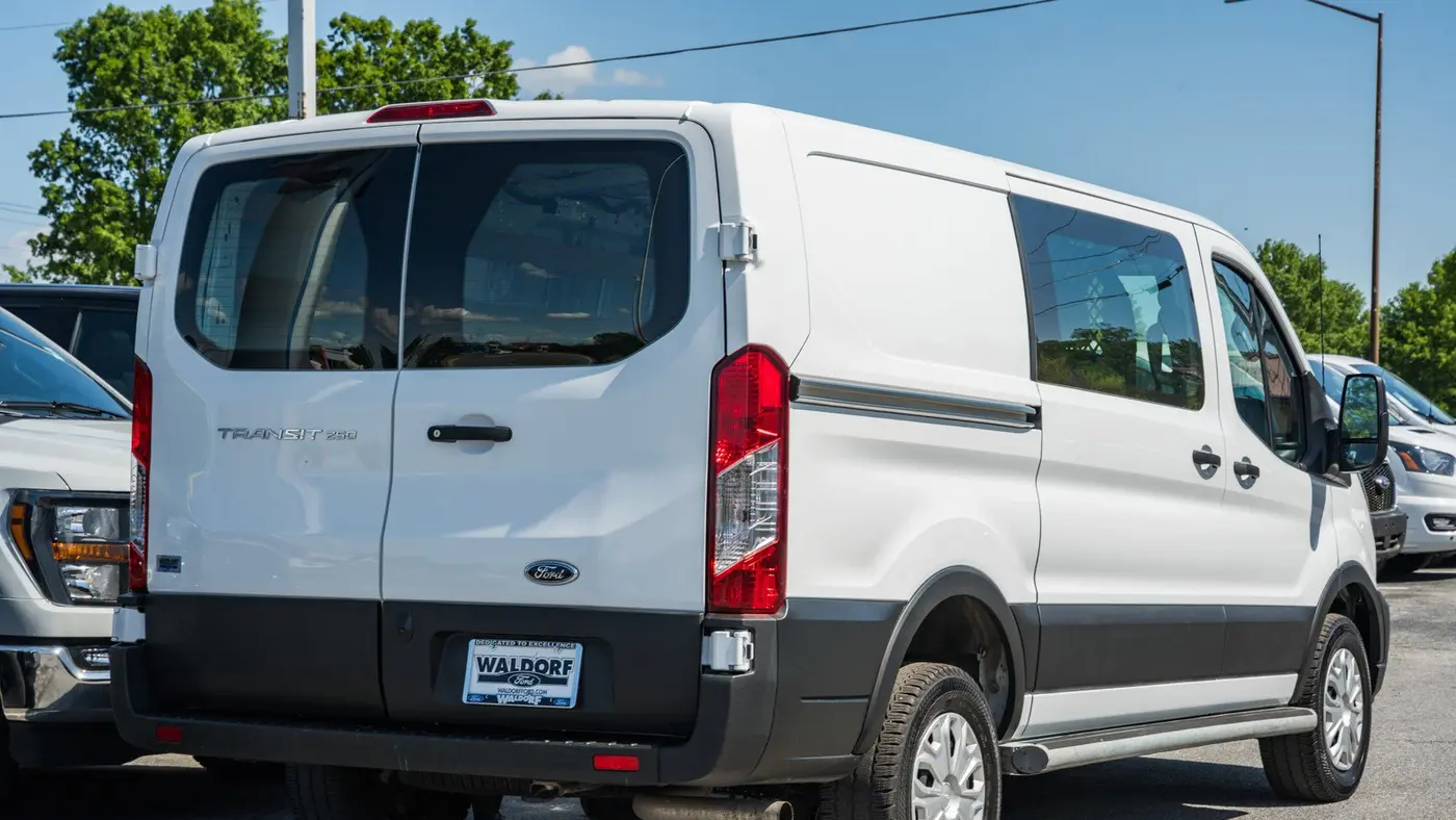 2024 Ford Transit 250