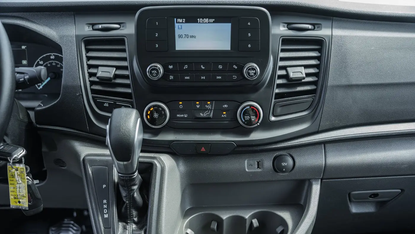 2024 Ford Transit 250