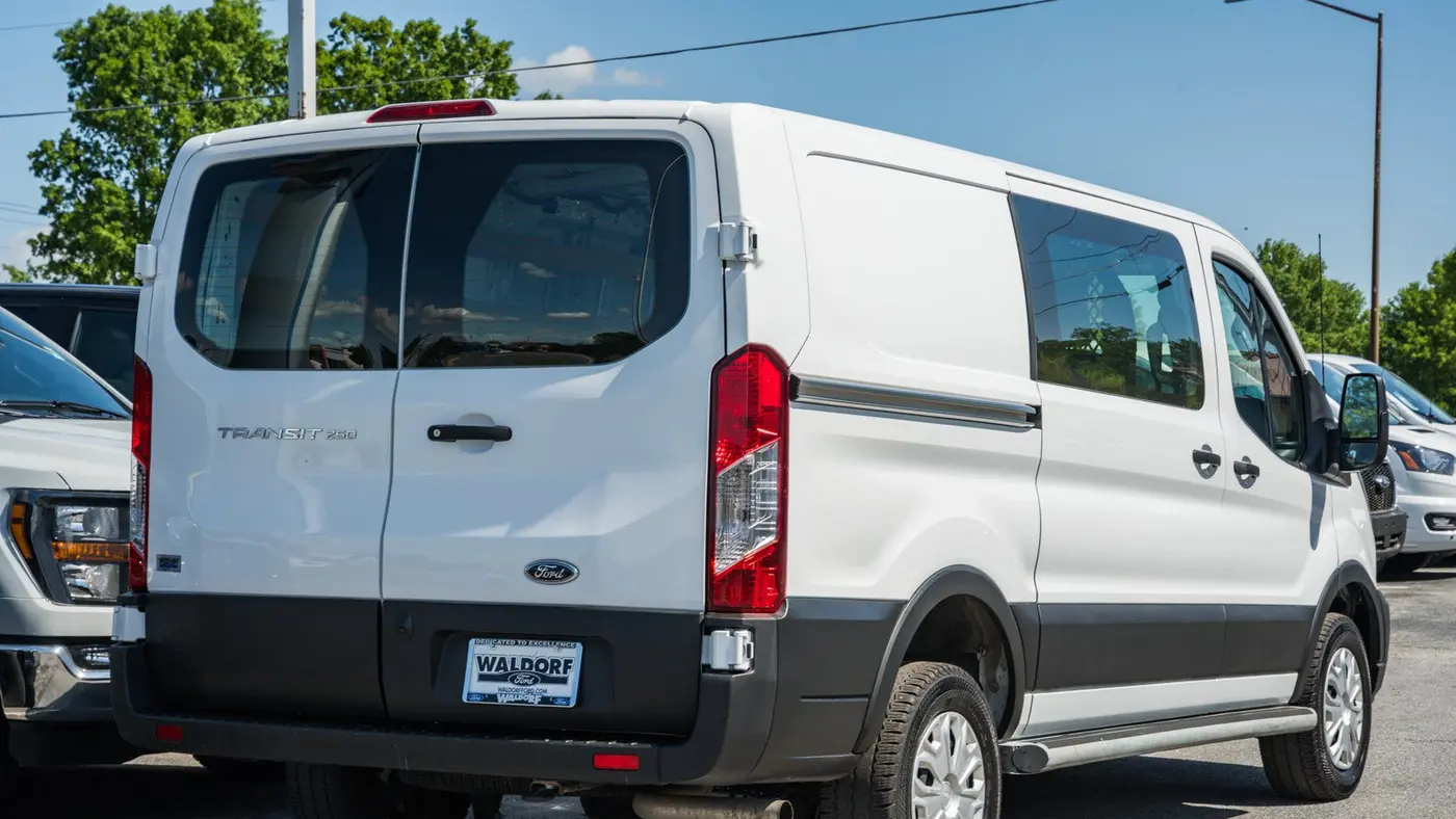 2024 Ford Transit 250