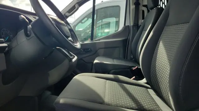 2025 Ford Transit 250