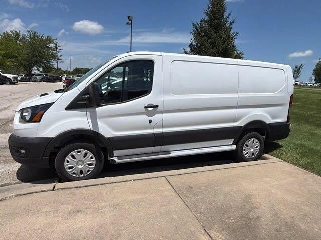 2025 Ford Transit - $34,500