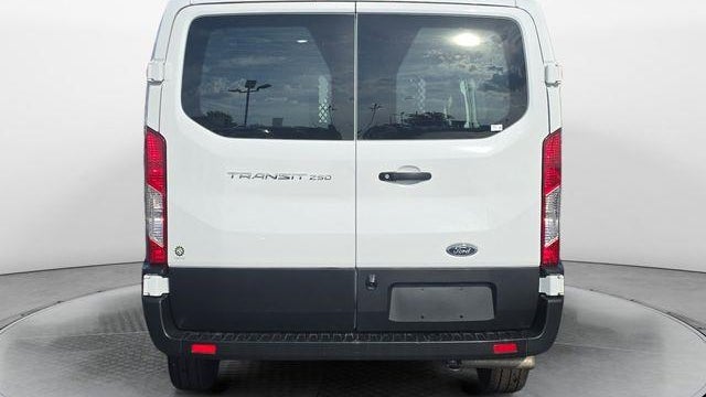 2024 Ford Transit 250