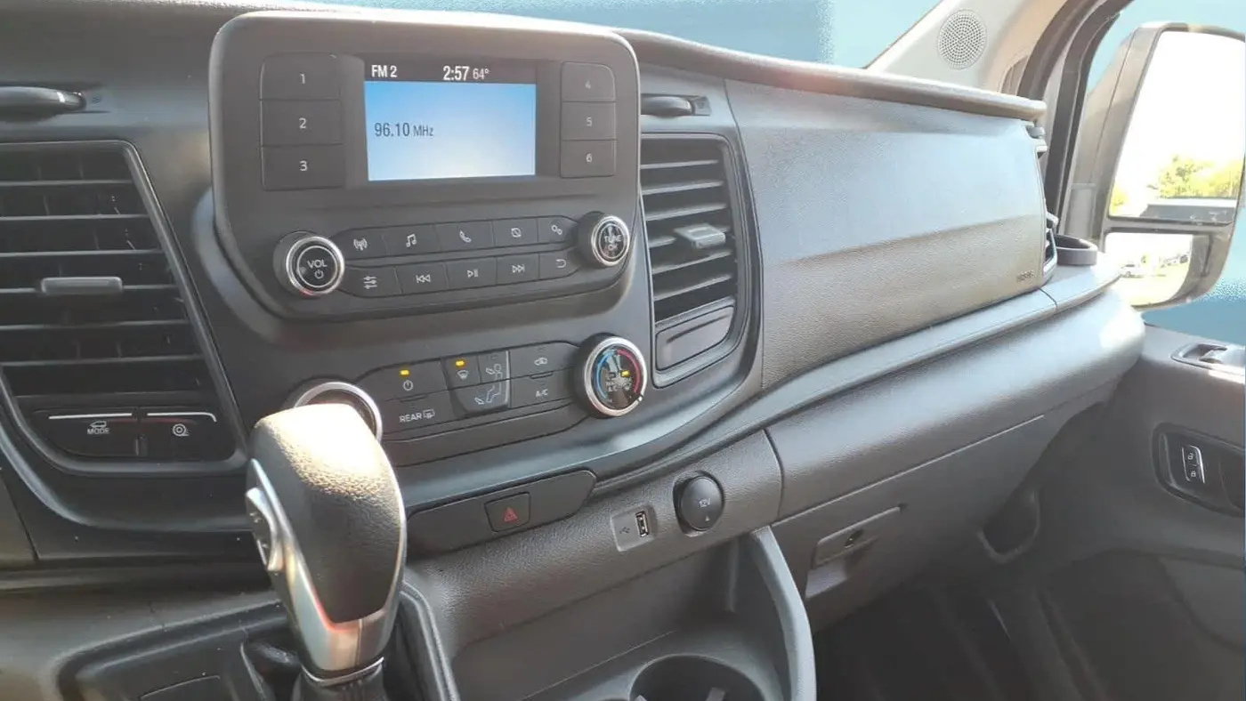 2024 Ford Transit 250