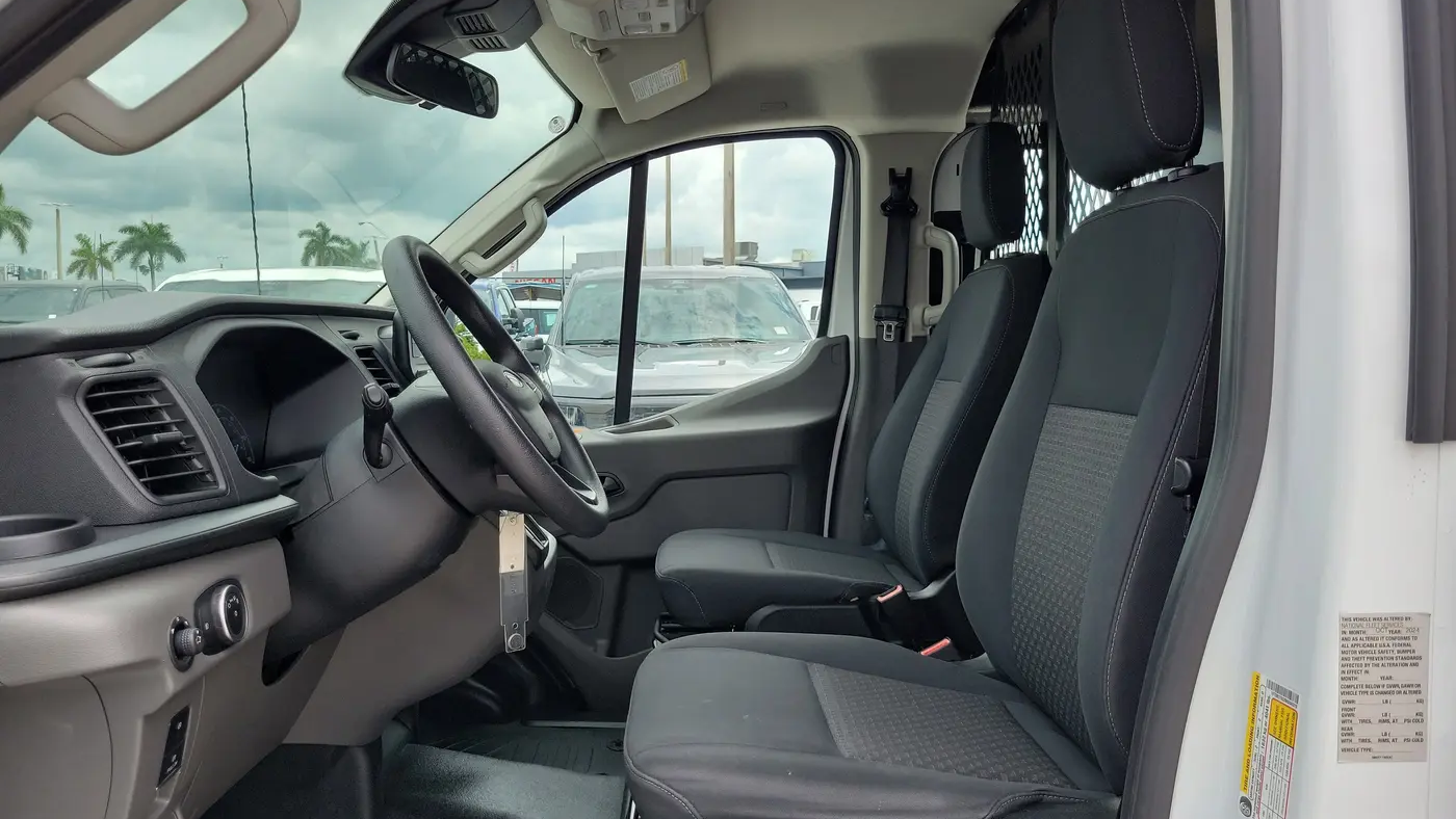 2024 Ford Transit 250
