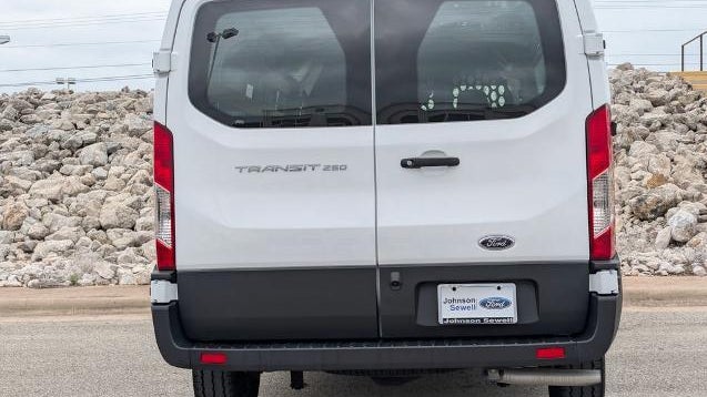 2025 Ford Transit 250