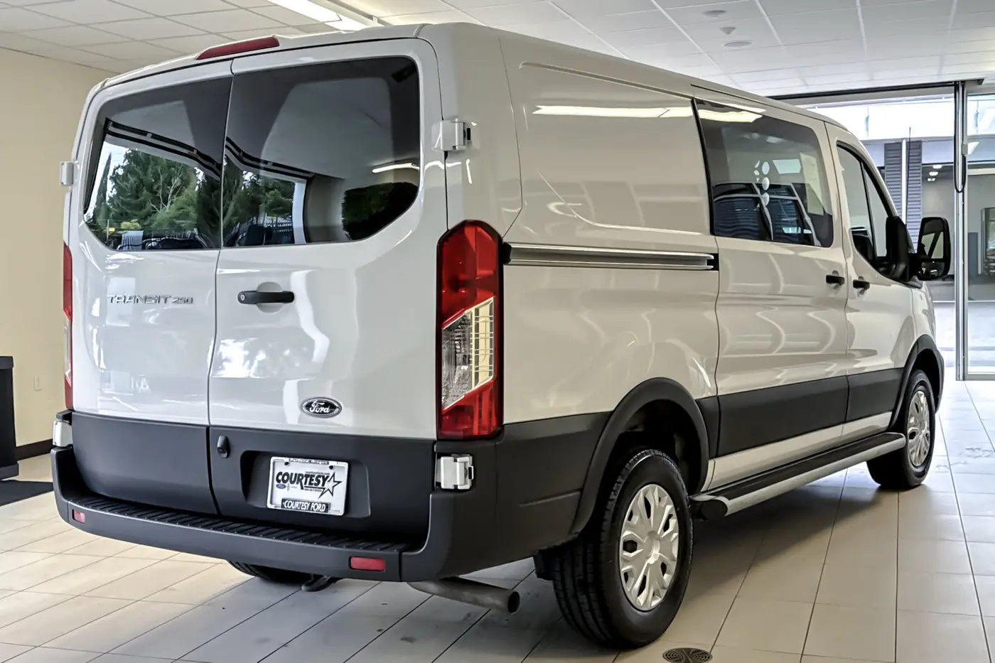 2025 Ford Transit - $33,517