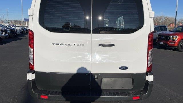 2024 Ford Transit 250