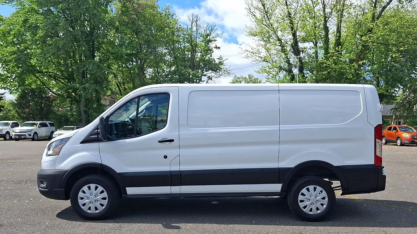 2024 Ford Transit 250
