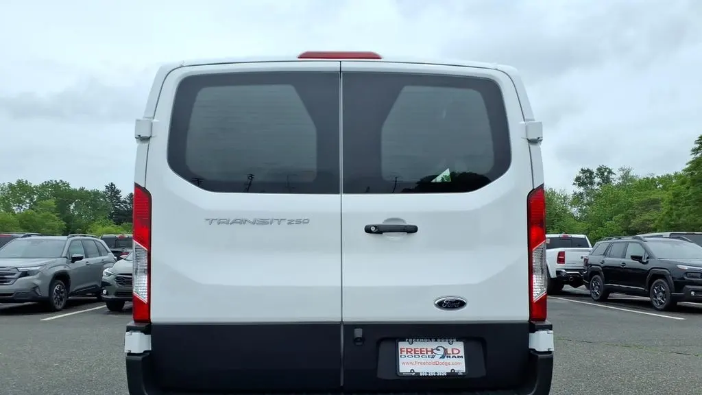 2024 Ford Transit 250