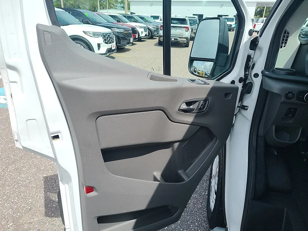 2025 Ford Transit - $36,995