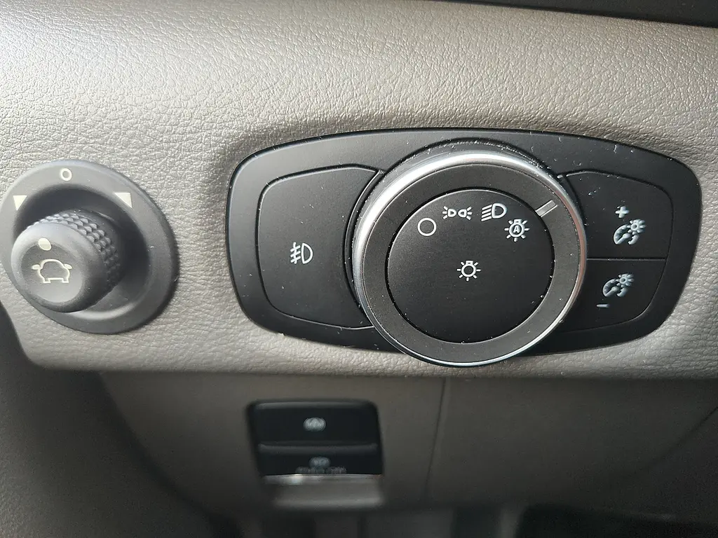 2025 Ford Transit - $36,995