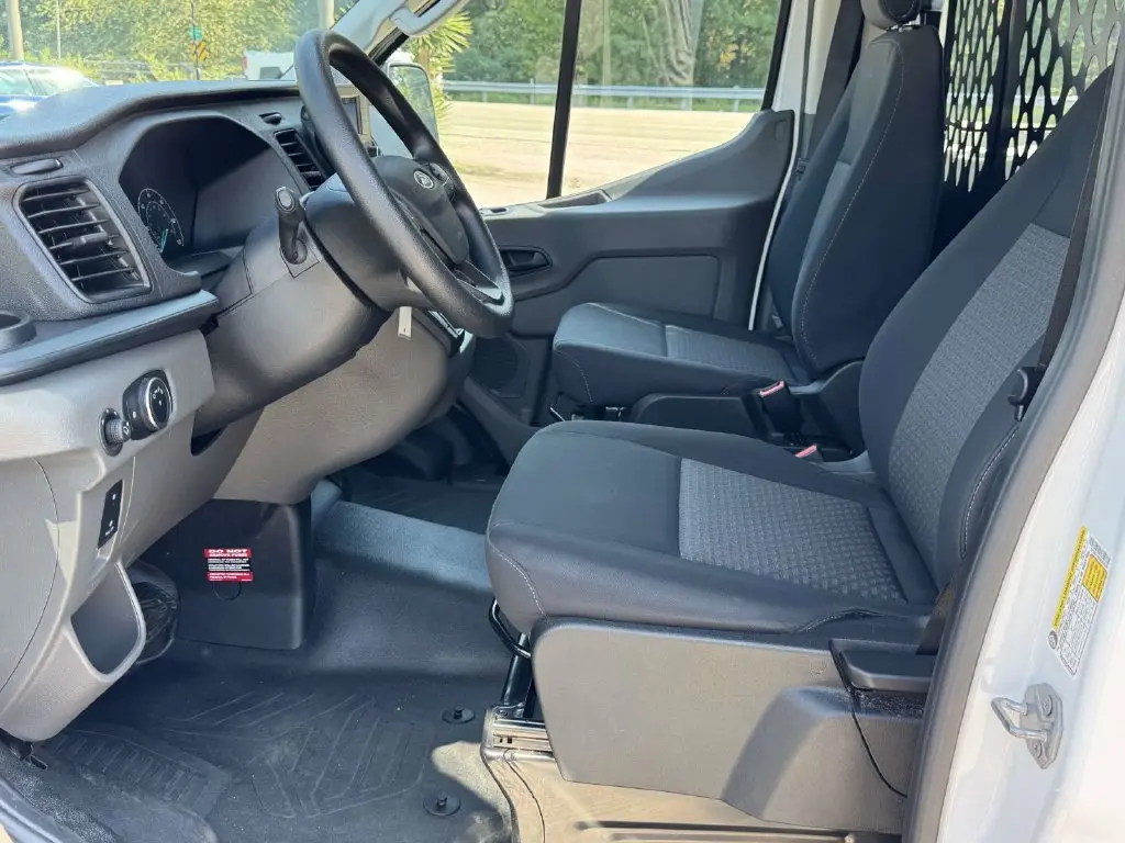 2025 Ford Transit - $33,998