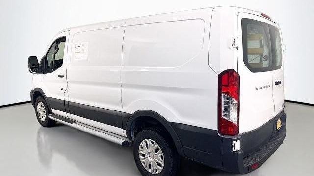 2024 Ford Transit 250